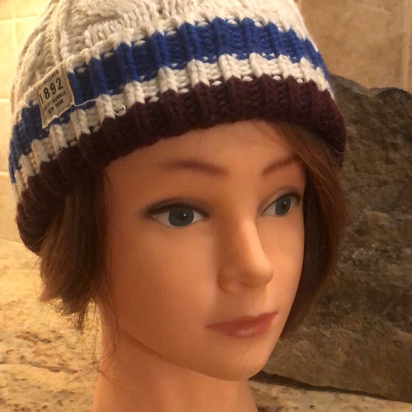 🆕⭐️ Mannequin Head with synthetic hair - Picture 5 of 14